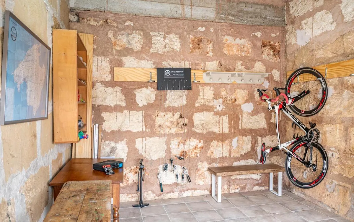 Casa Mercado Sineu Blue Sineu (Mallorca)